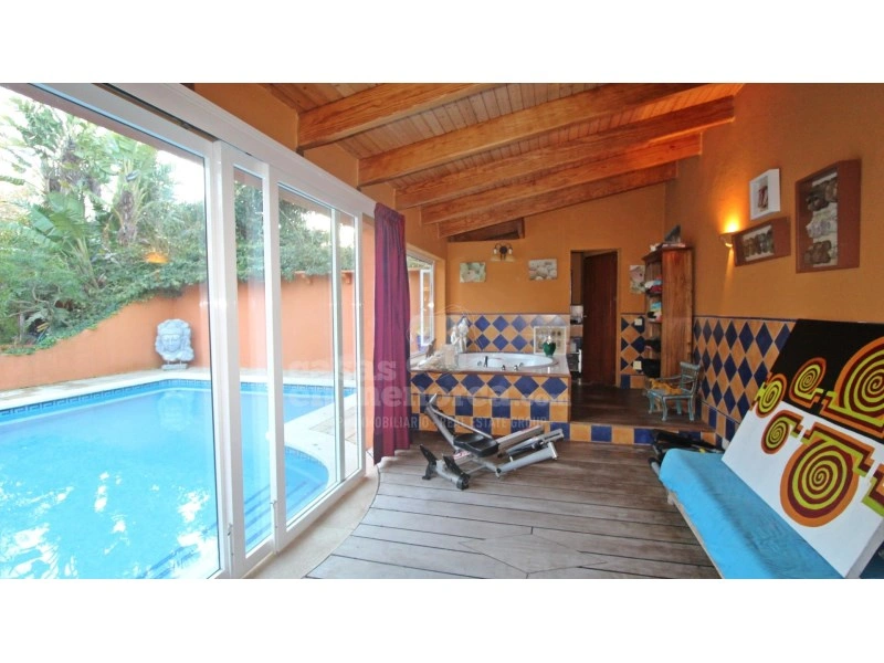 Casa con piscina