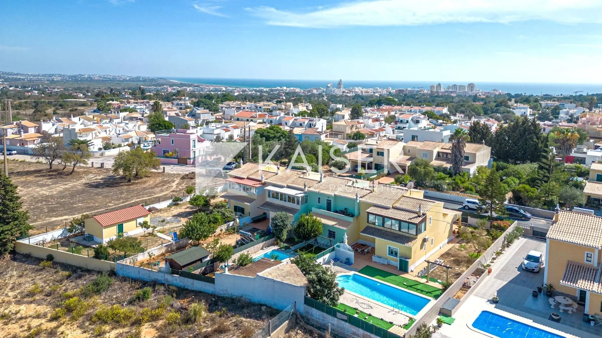 2 - house for sale in armação de pêra algarve portugal