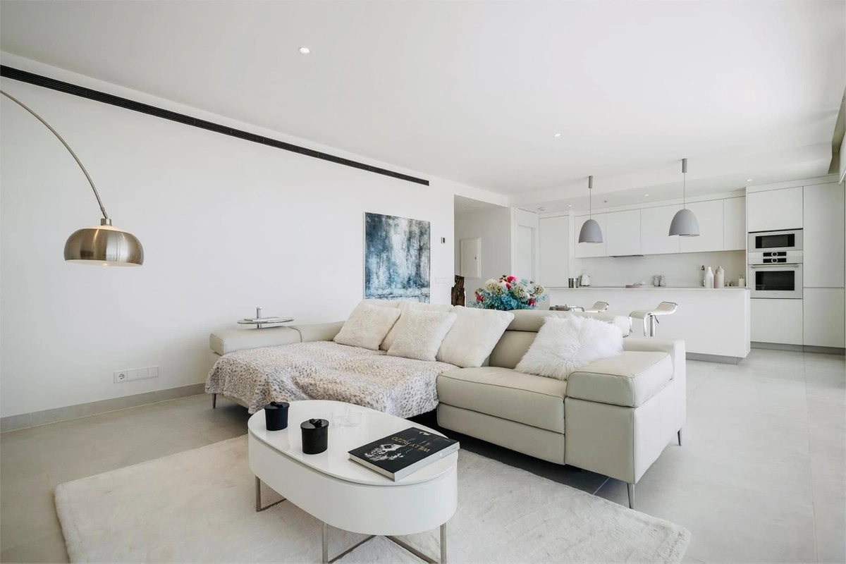2 - venta apartamento vista al mar el higueron andalucía españa