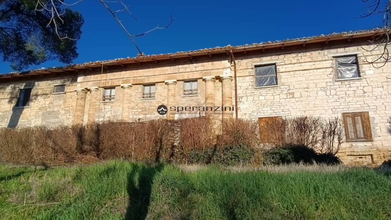 2 - venda propriedade fossombrone marcas itália