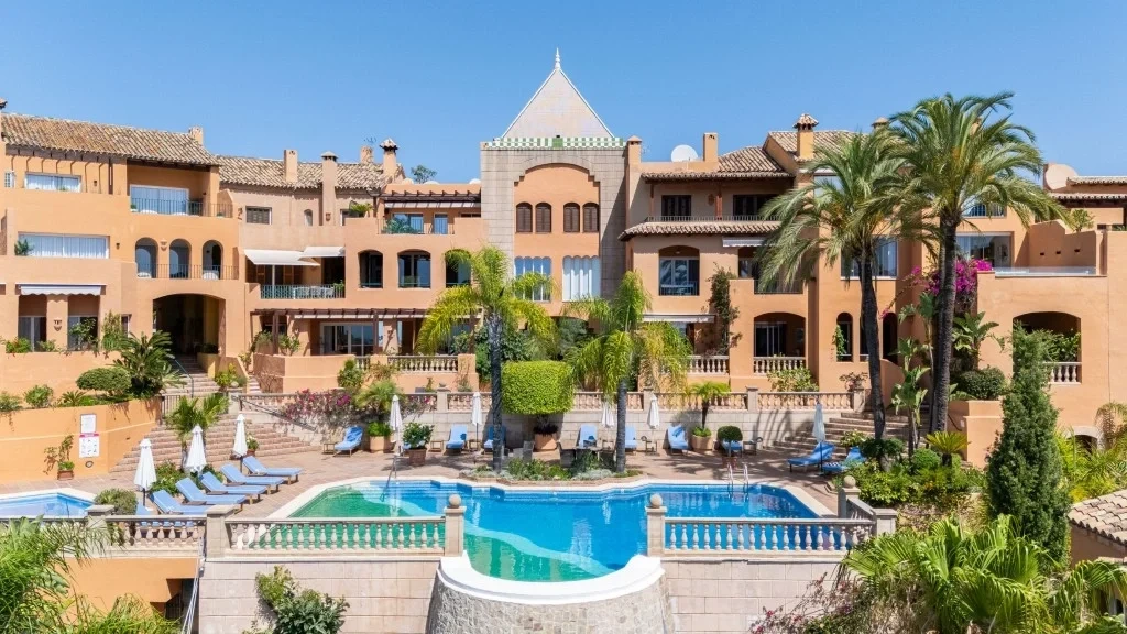 1 - venta apartamento vista al mar nueva andalucia andalucía españa