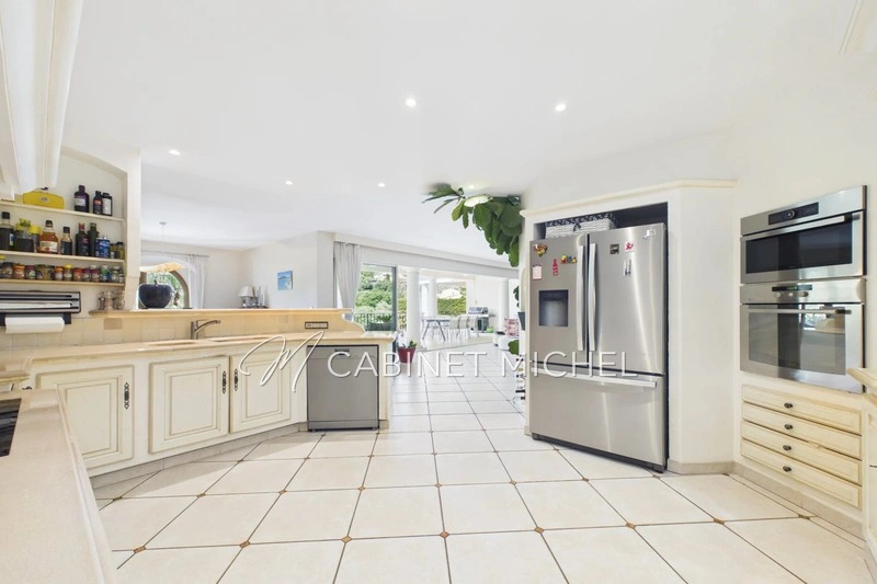 2 - vente maison le rouret alpes-maritimes france