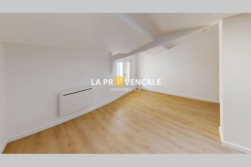 2 - vendita appartamento trets bocche del rodano francia