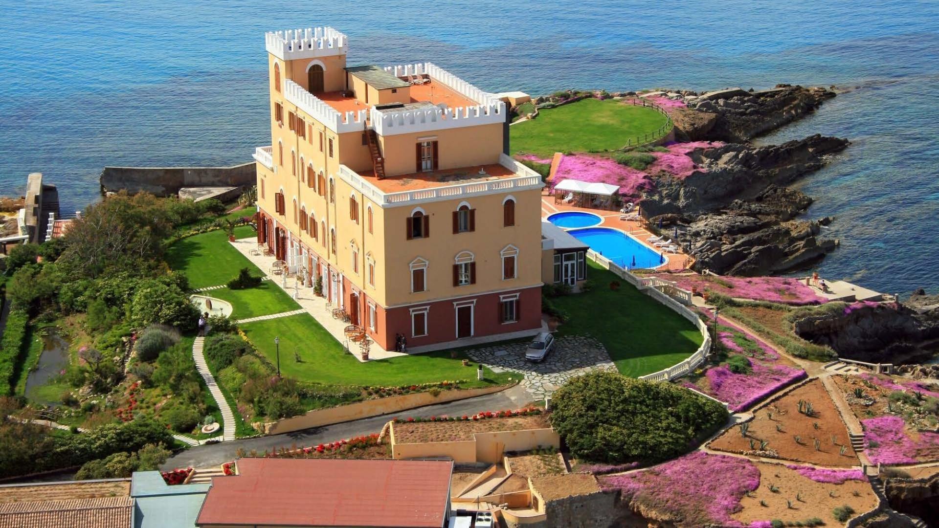 1 - verkoop landgoed aan het water alghero sardinia italië