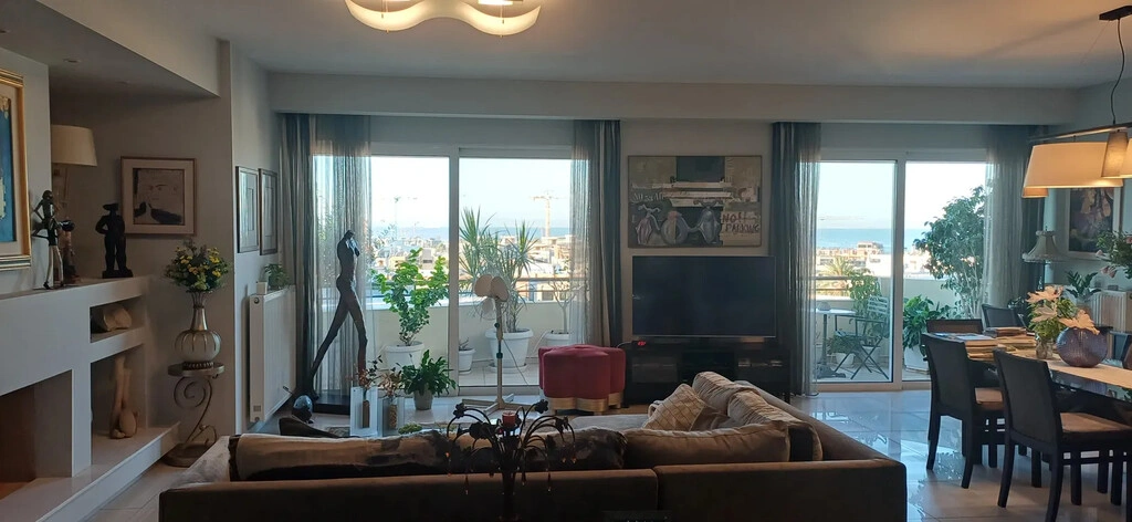 Apartamento vista al mar con 3 dormitorios