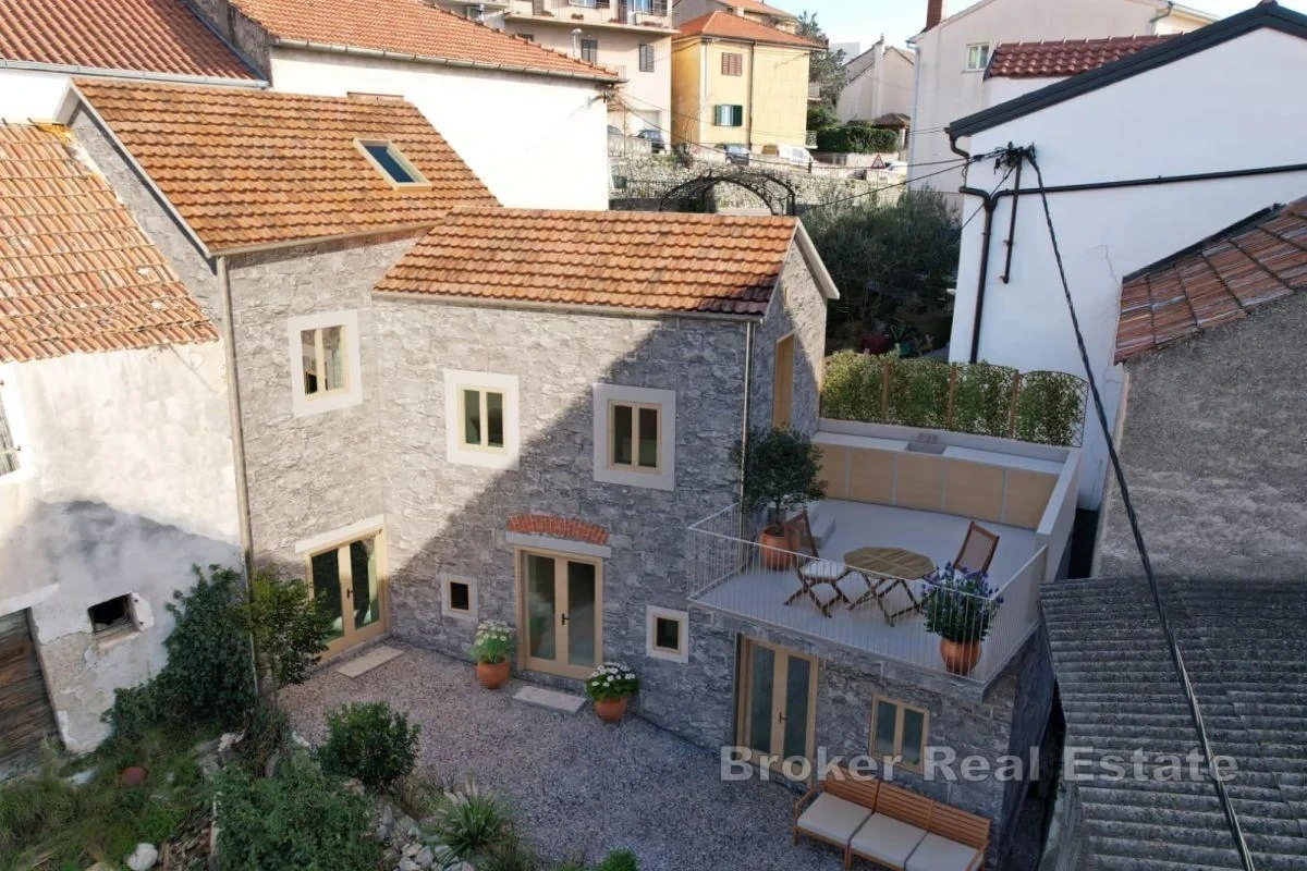 1 - vendita commercio vista mare šibenik sebenico e tenin croazia