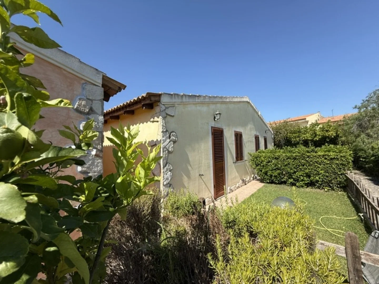 1 - vente maison plage à pied viddalba sardaigne italie