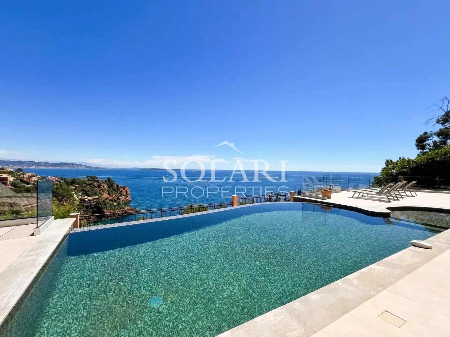 2 - affitto vacanze casa vista mare théoule-sur-mer alpi marittime francia