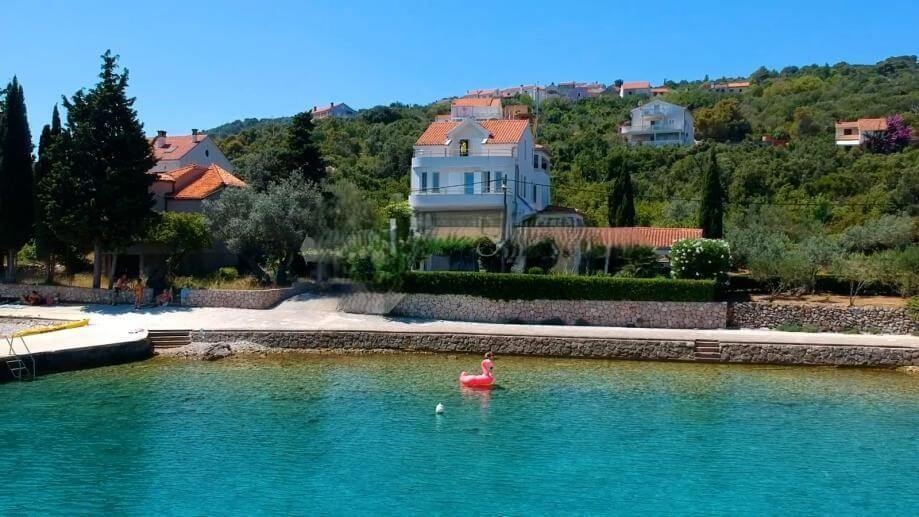 1 - waterfront house for sale in mali iž zadar croatia