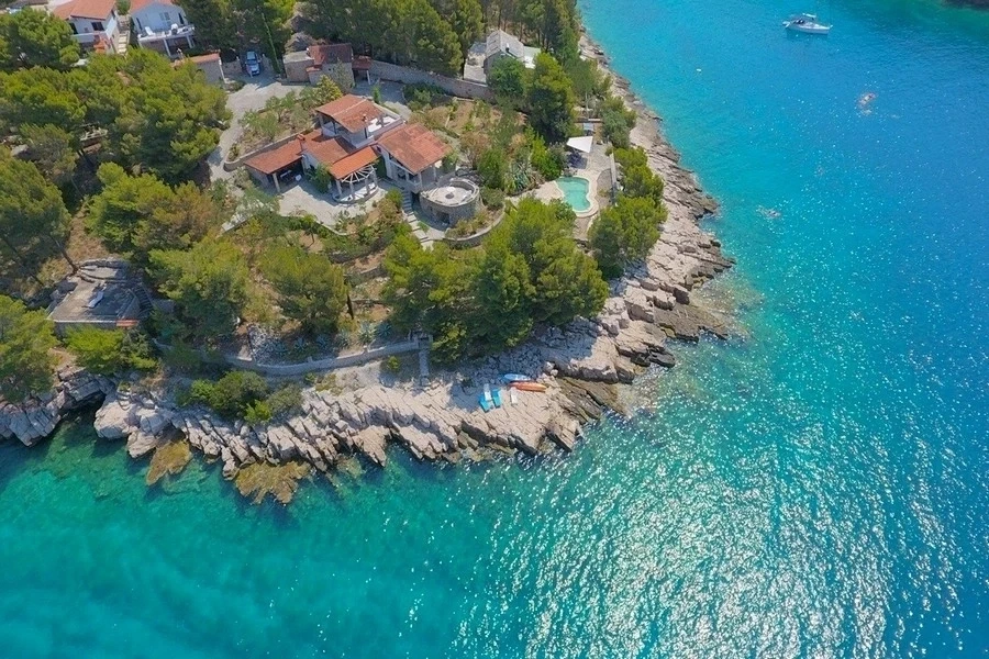 2 - vente villa pieds dans l'eau brač split-dalmatie croatie