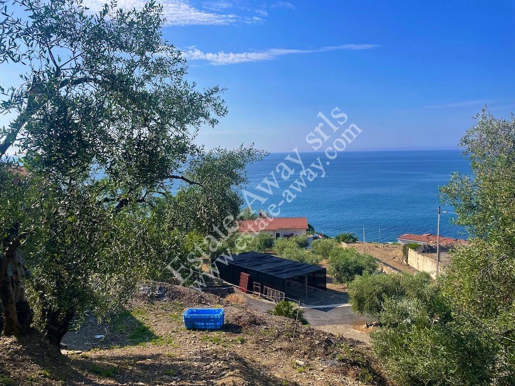 2 - vendita terreno vista mare cipressa liguria italia