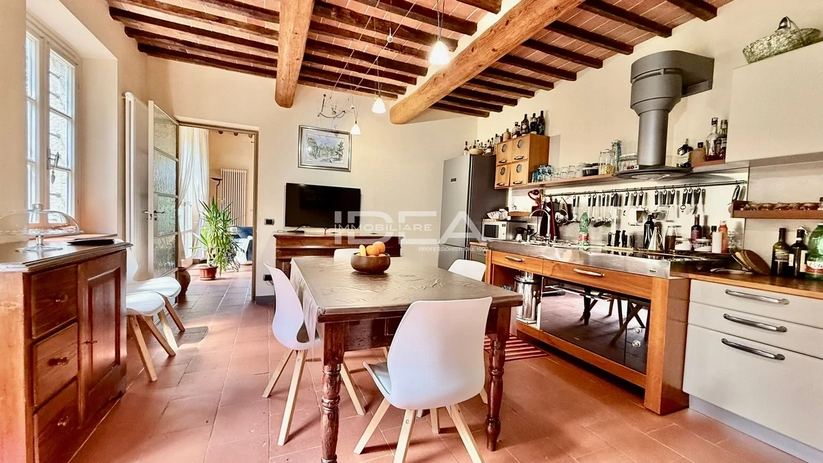 2 - vendita casa capannori toscana italia