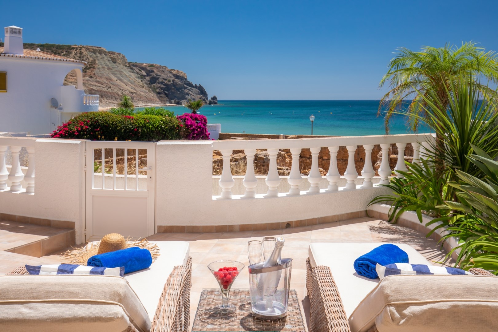 1 - sea view apartment for vacation rentals in lagos algarve portugal