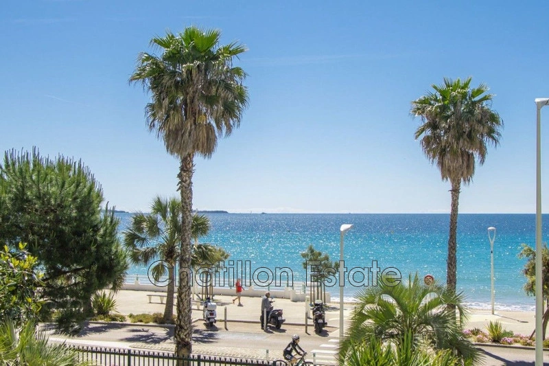 Apartamento vista al mar con terraza