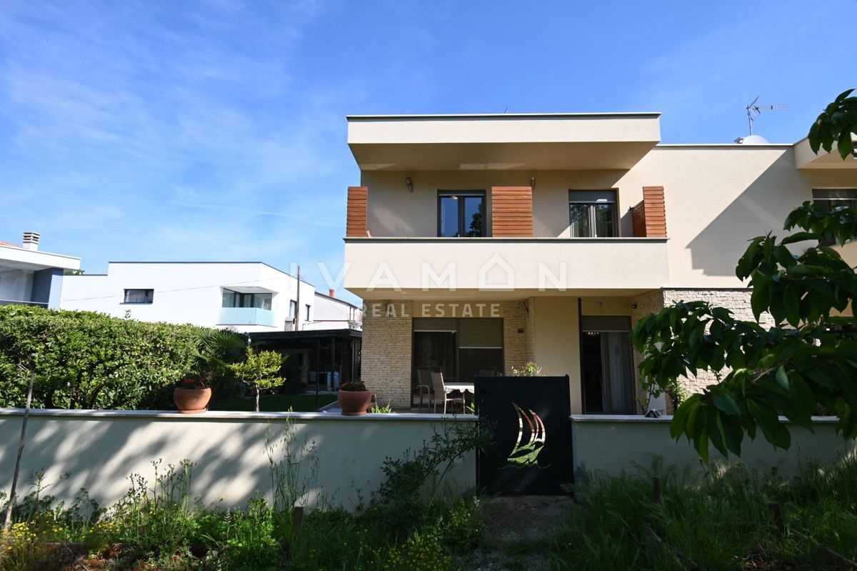 1 - beach walk house for sale in poreč istria croatia