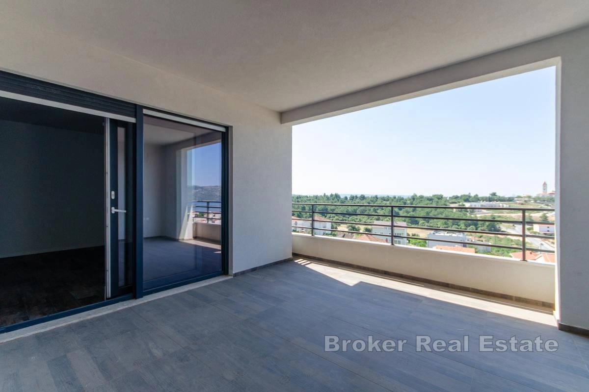 2 - vendita appartamento vista mare trogir spalatino-dalmata croazia