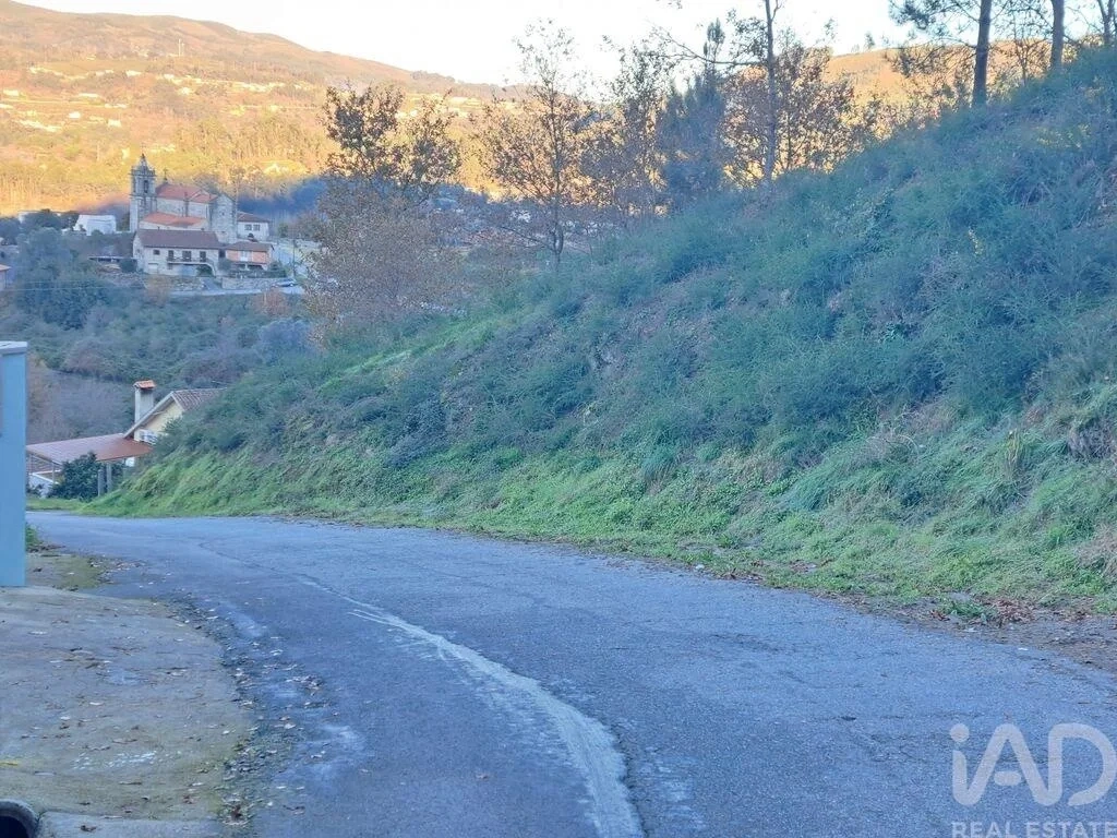 Terreno di 6 101 m²