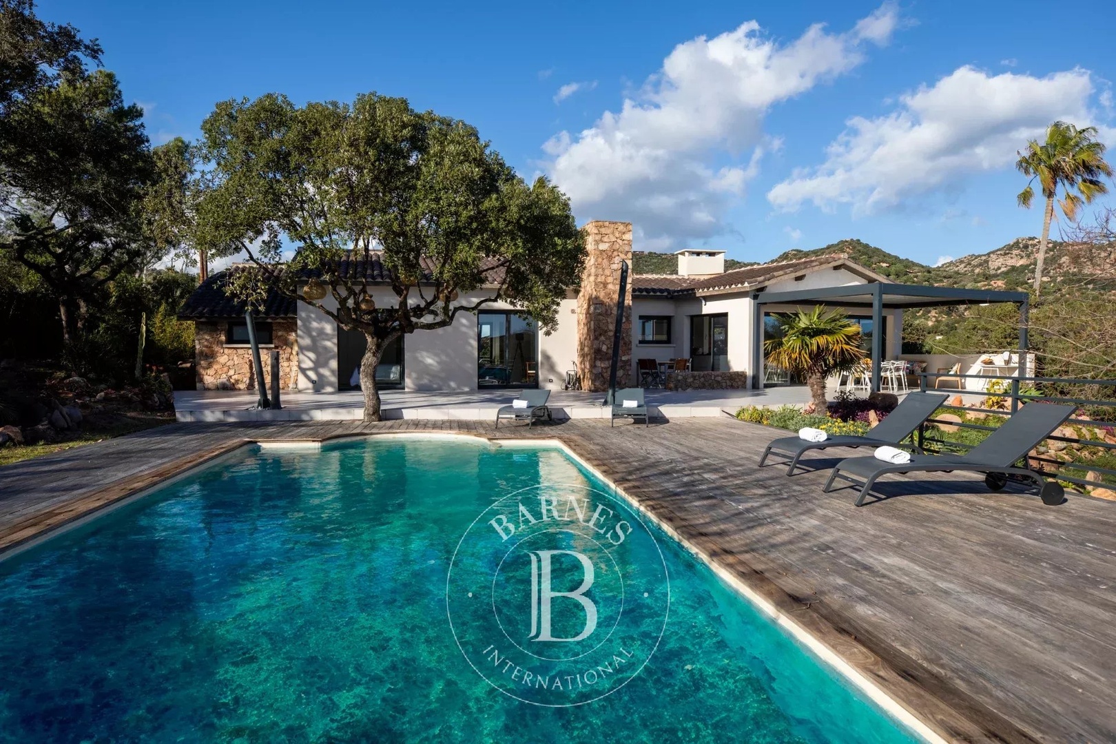 1 - aluguer sazonal casa vista de mar porto-vecchio corse (du-sud) frança