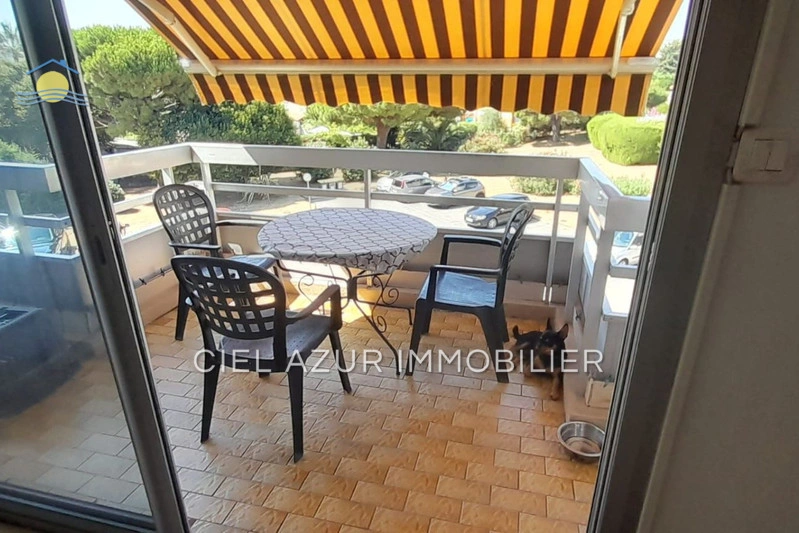 2 - beach walk apartment for sale in antibes alpes-maritimes france