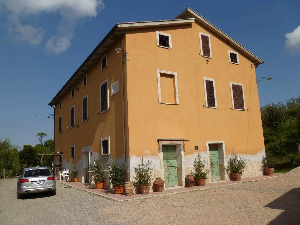 1 - vente commerce chiusi toscane italie