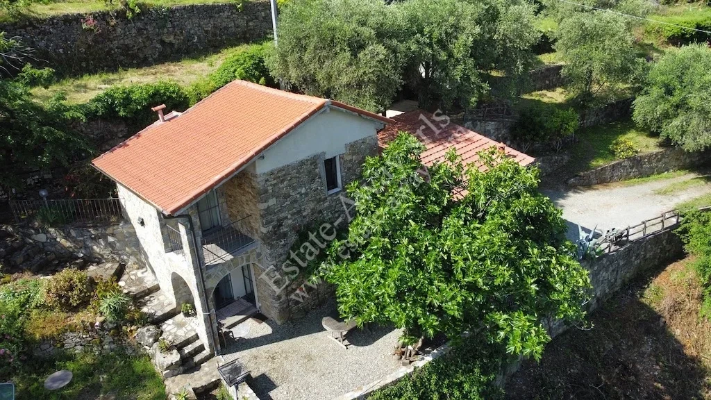 2 - venta casa vallebona liguria italia