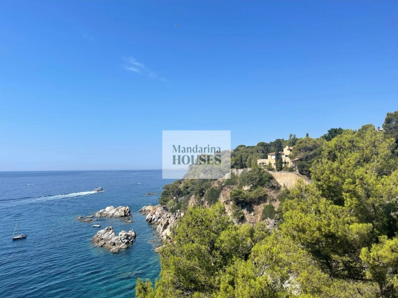 2 - sea view house for sale in canyelles catalonia spain