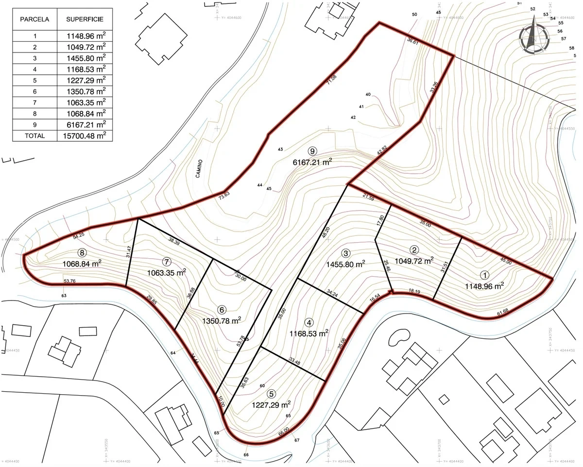 Terreno de 15 700 m²