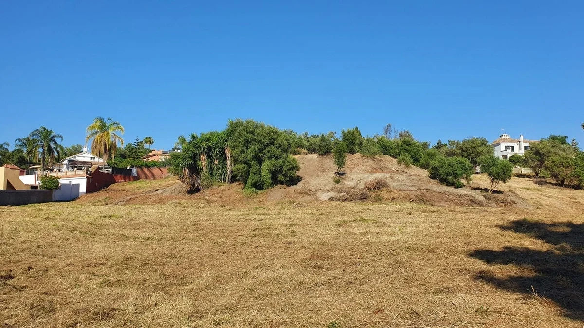 2 - verkauf grundstück san pedro de alcántara andalusien spanien