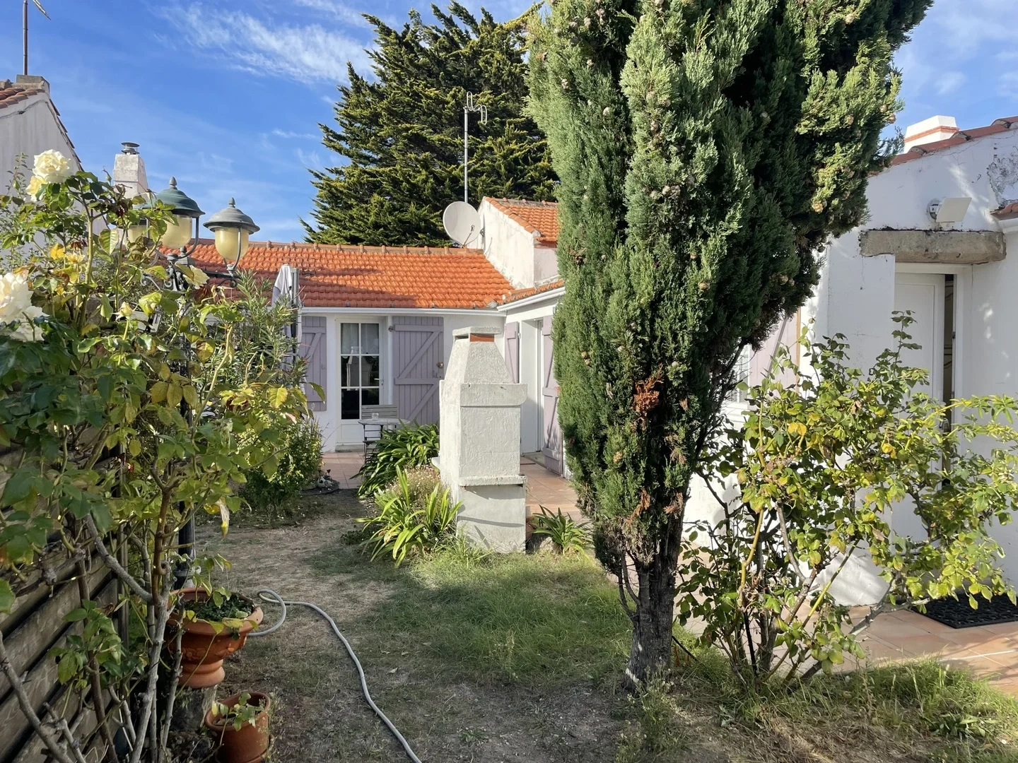 1 - house for sale in l'épine vendée france