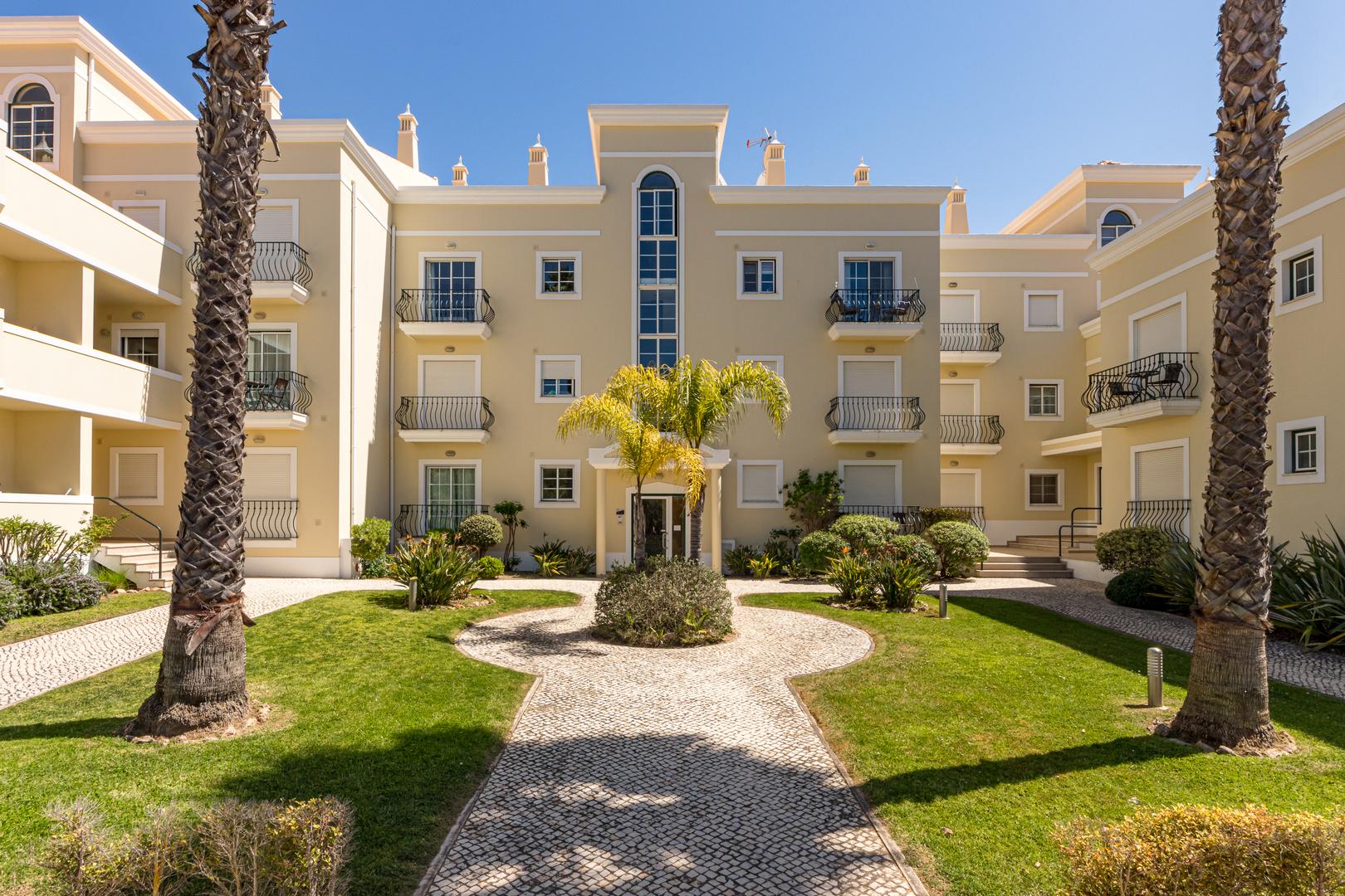 2 - vendita appartamento fronte mare albufeira algarve portogallo