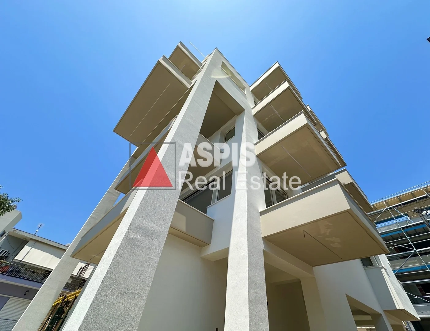 1 - vente appartement pieds dans l'eau kalamáta péloponnèse grèce
