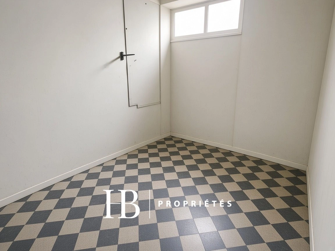 2 - business for sale in toulon var france