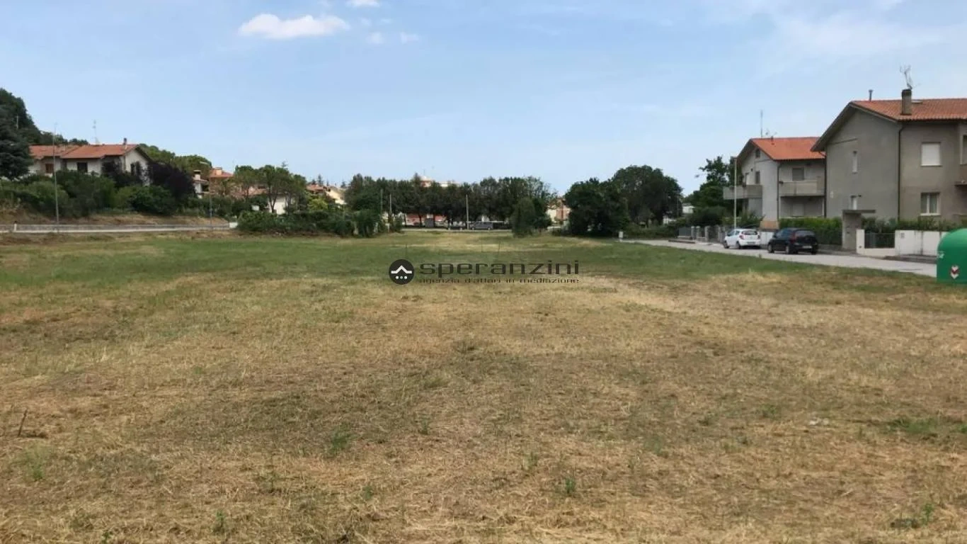 2 - venda terreno colli al metauro marcas itália