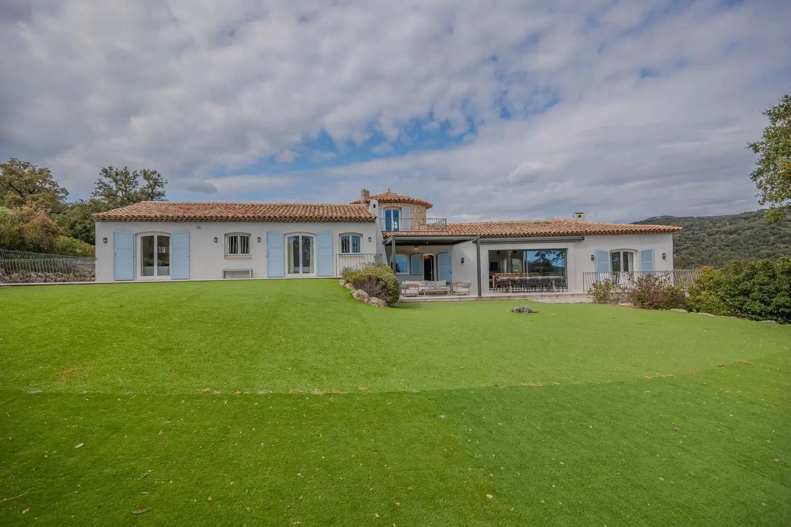 1 - location vacances villa vue mer sainte-maxime var france