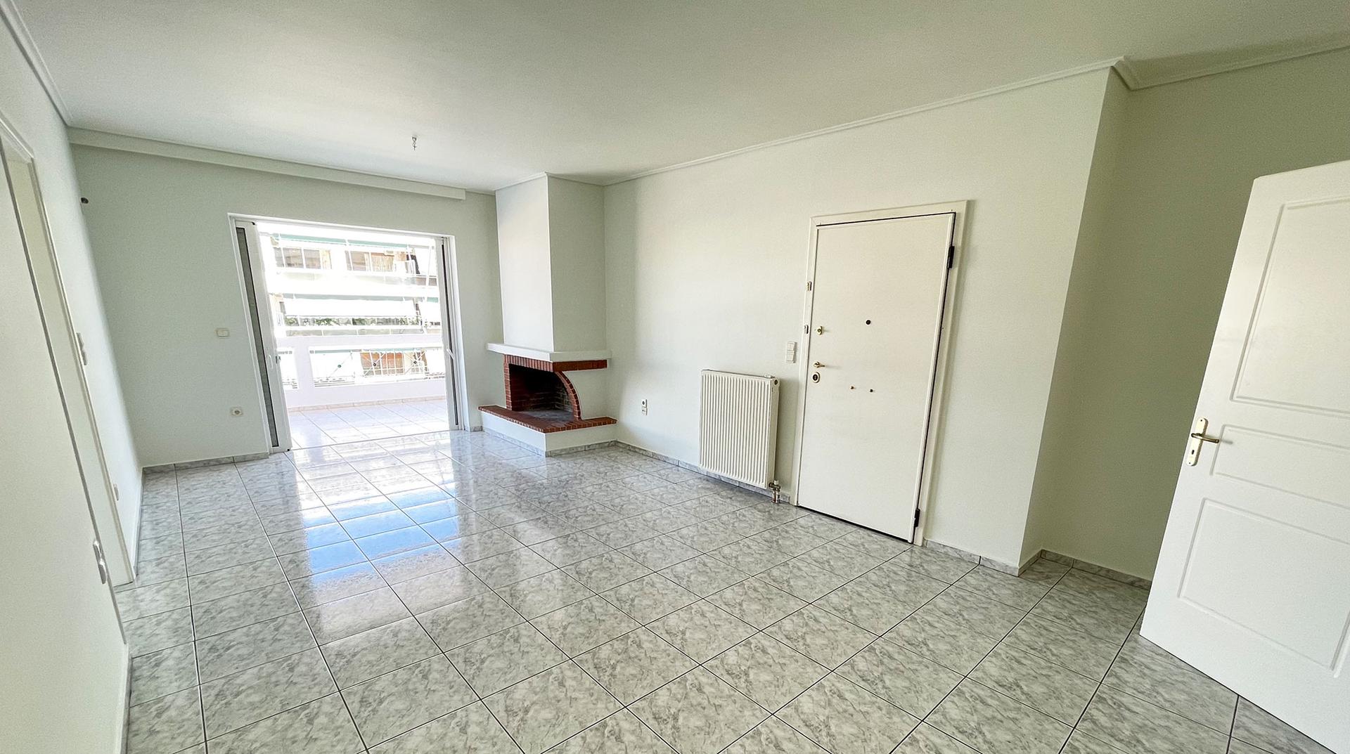 2 - venda apartamento a praia ao pé atenas ática grécia