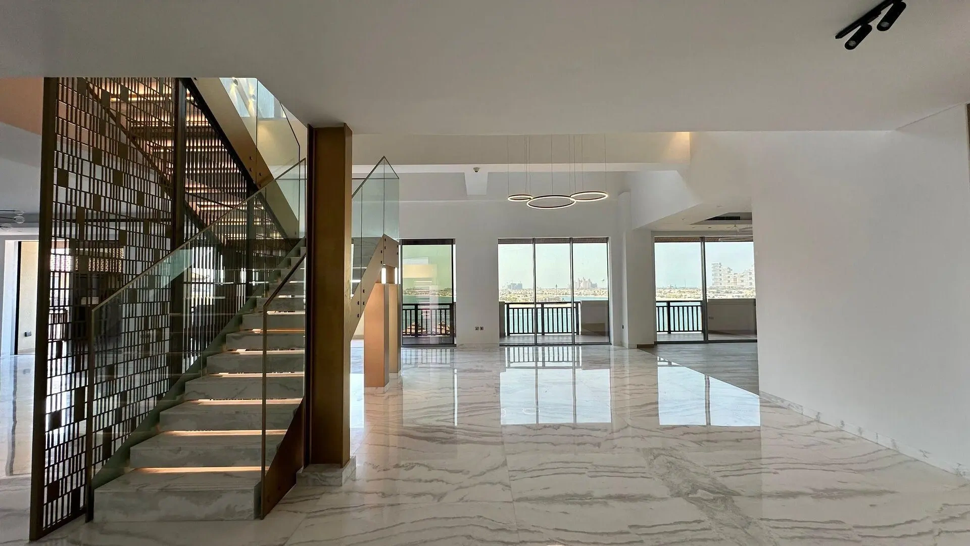 2 - vendita appartamento vista mare dubai dubai emirati arabi uniti