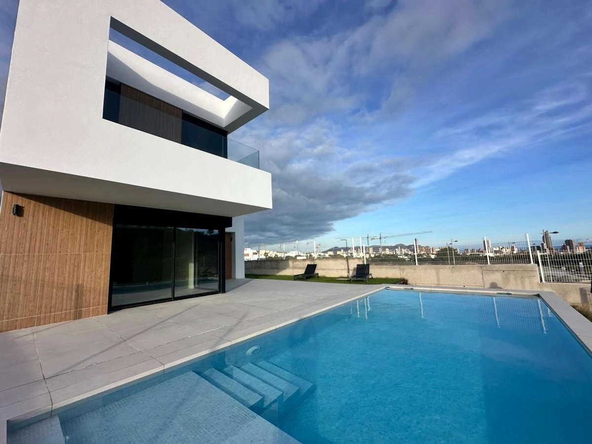 1 - vente maison pieds dans l'eau finestrat - costa blanca communauté valencienne espagne