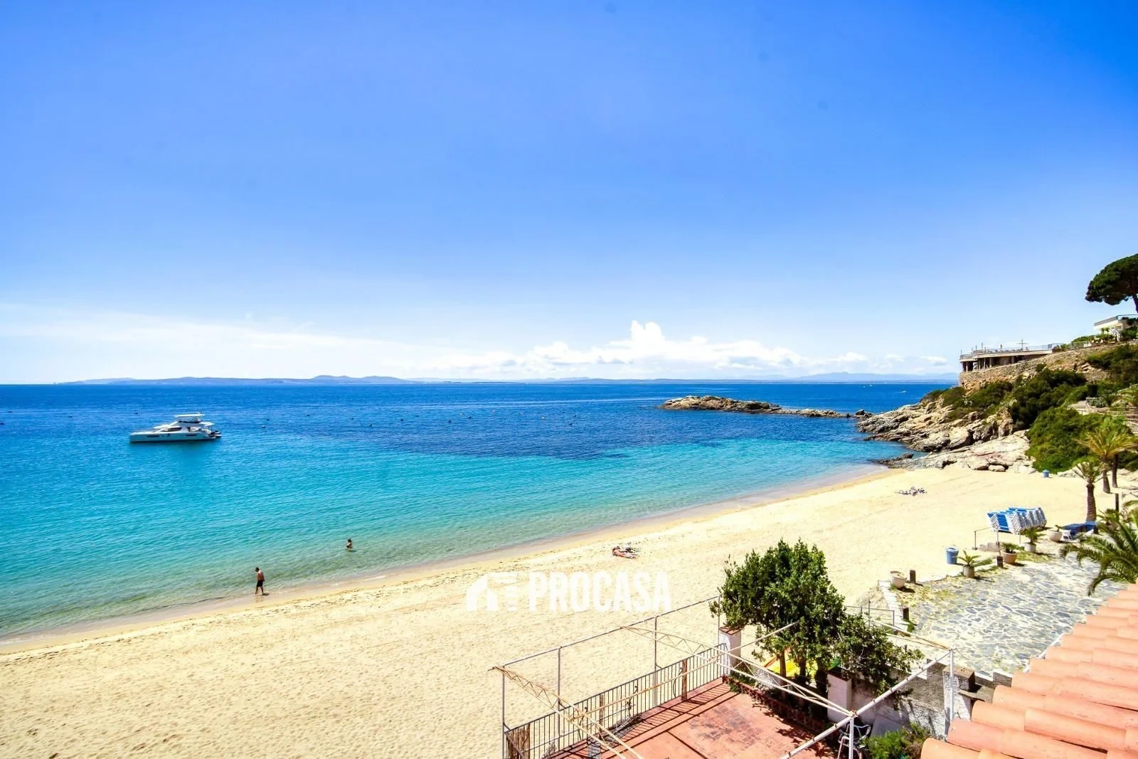 2 - vente appartement pieds dans l'eau roses catalogne espagne