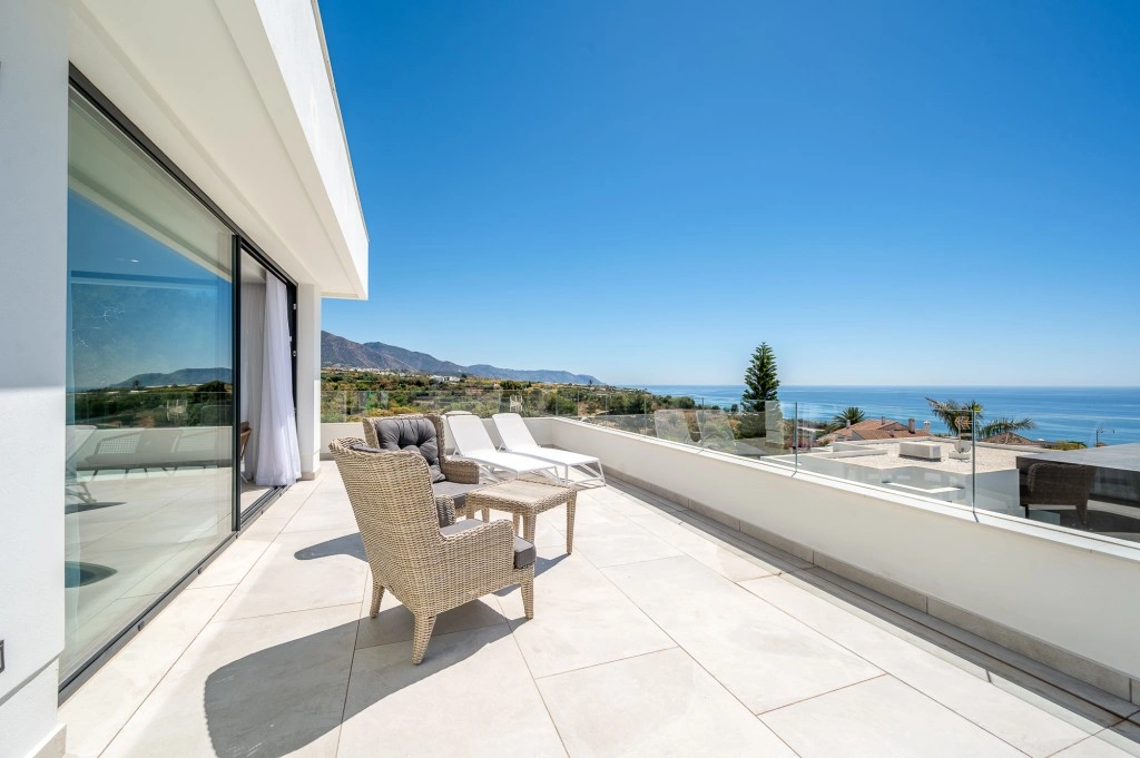 2 - venta casa vista al mar nerja andalucía españa