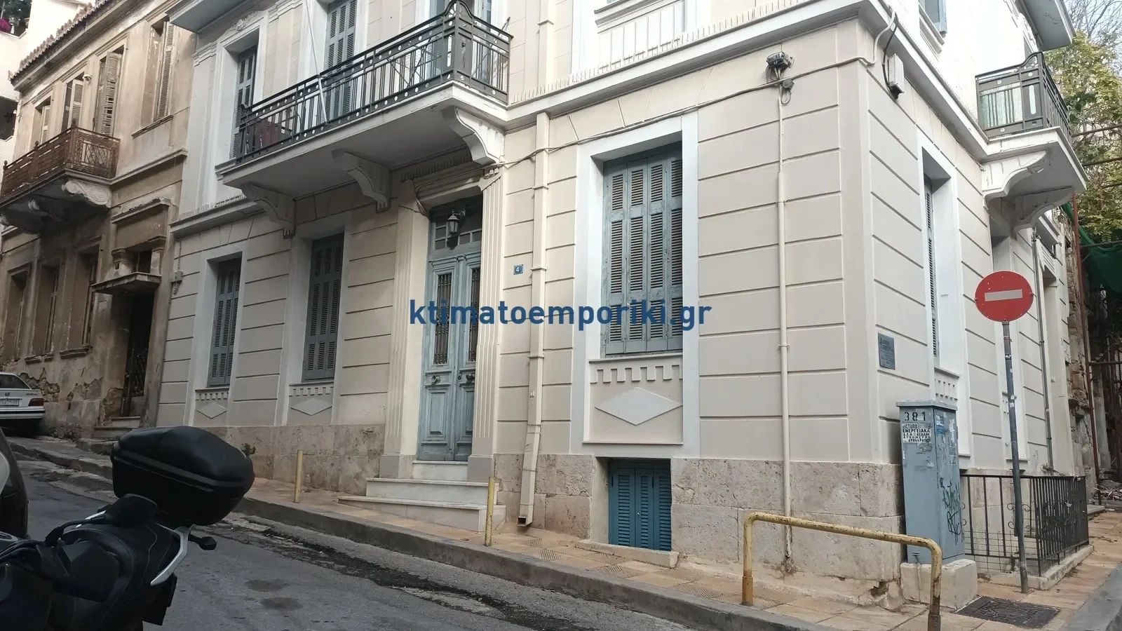 1 - продажа дом ноги в воде piraeus аттика греция