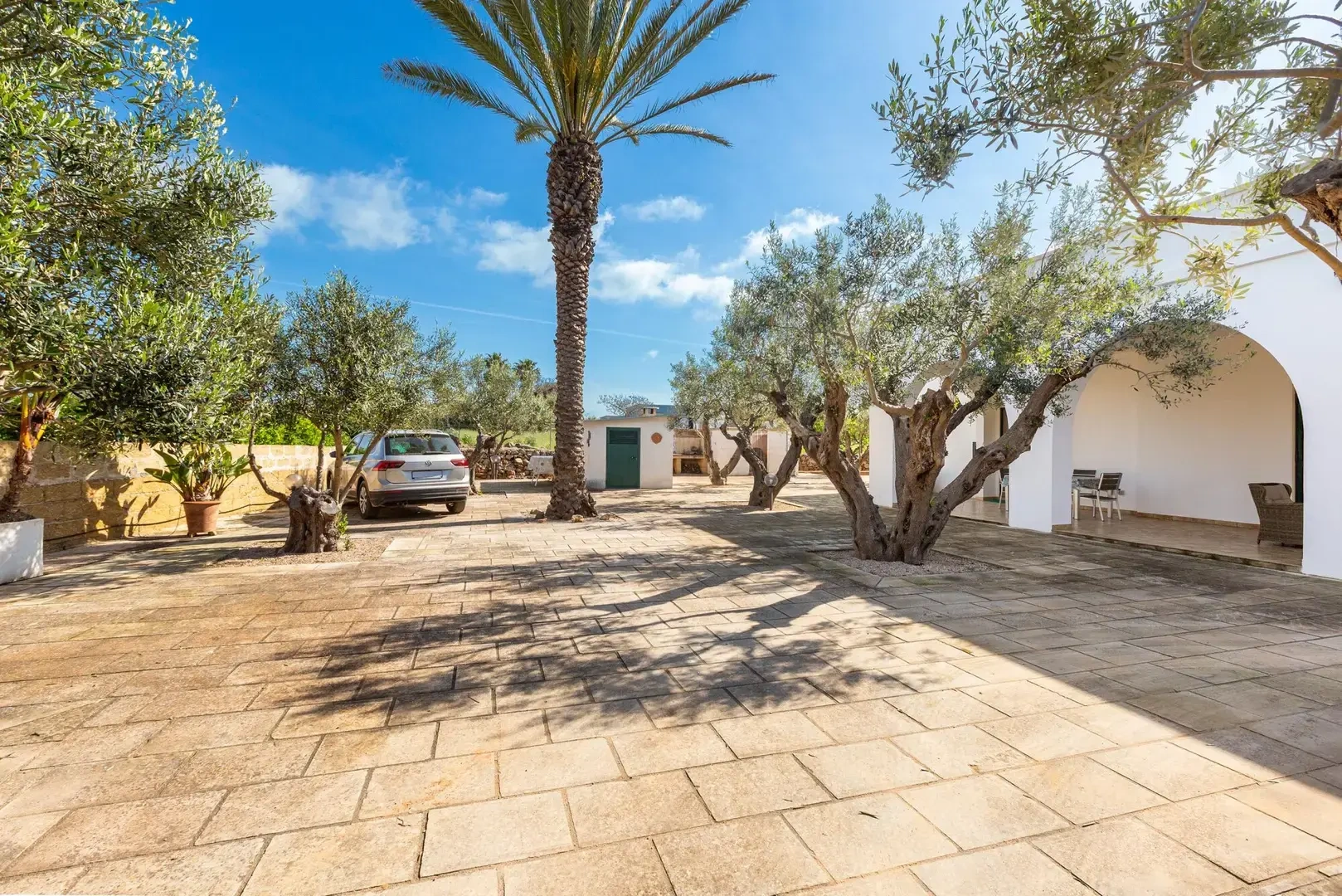 2 - venta casa alliste apulia italia