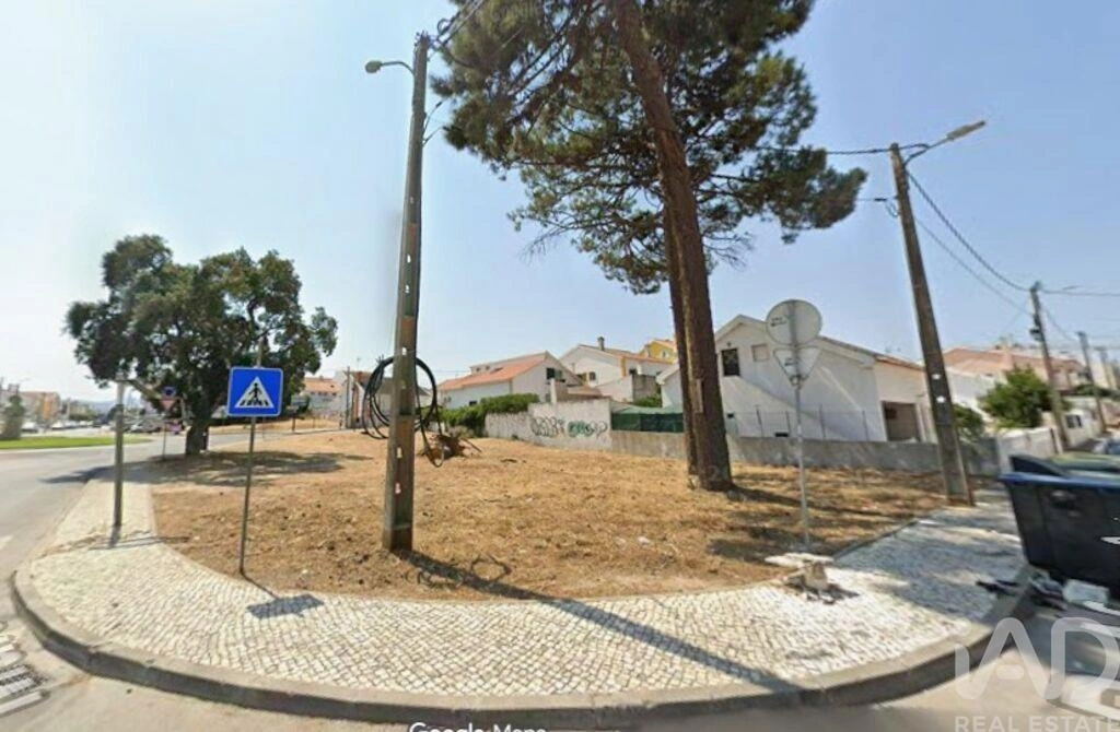 2 - plot of land for sale in quinta do conde lisbon region portugal