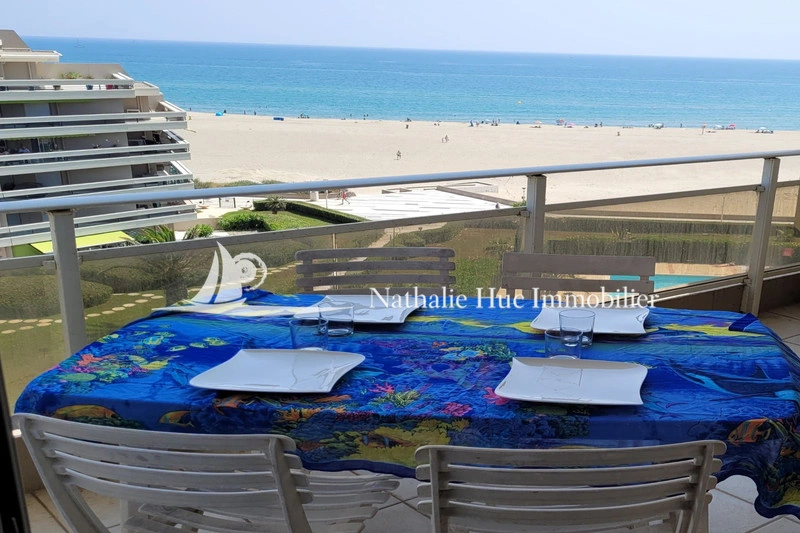 1 - sea view apartment for sale in canet-en-roussillon pyrénées-orientales france
