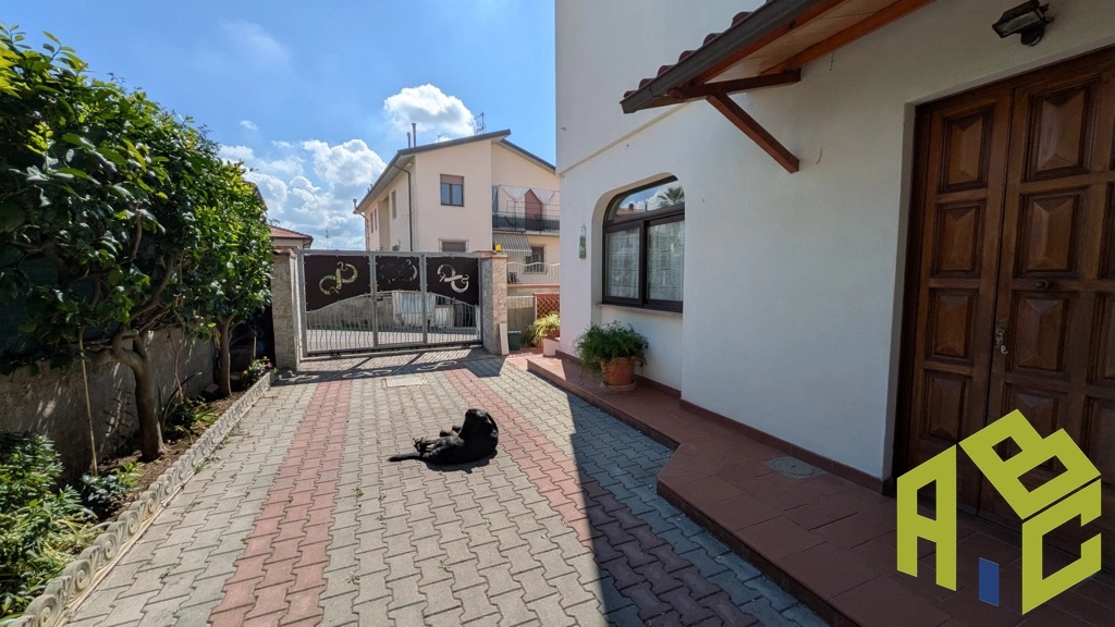 1 - villa for sale in rosignano marittimo tuscany italy