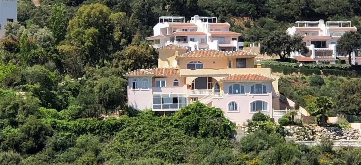 2 - venta casa ojen andalucía españa
