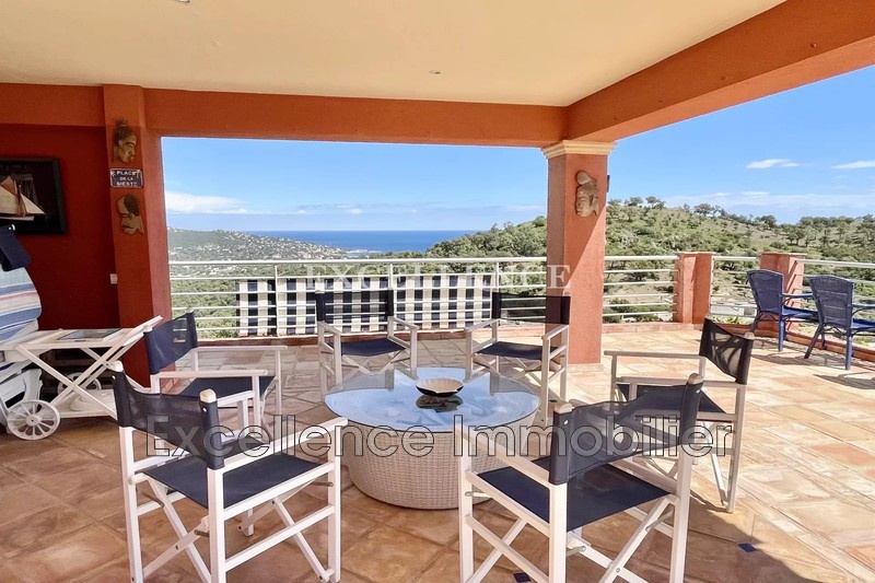 2 - venda casa vista de mar sainte-maxime var frança
