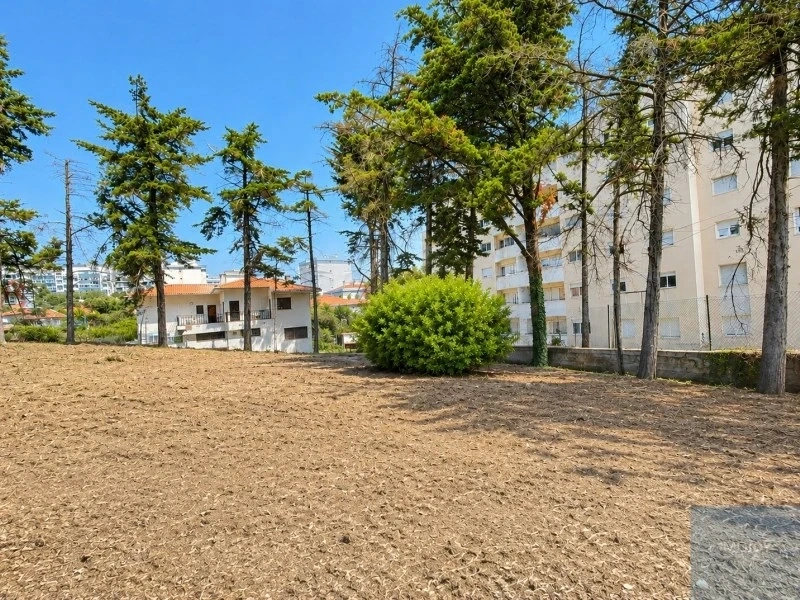 2 - venta terreno oeiras región de lisboa portugal