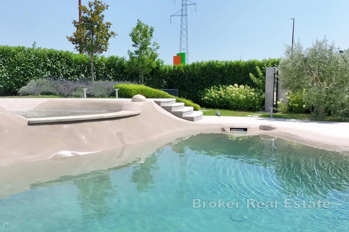 2 - venta casa šibenik šibenik-knin croacia