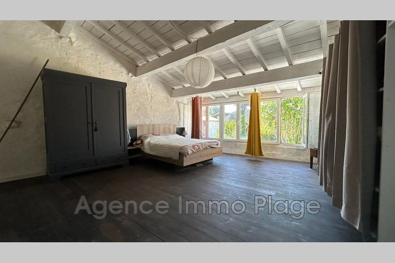 2 - house for sale in saint-yzans-de-médoc gironde france
