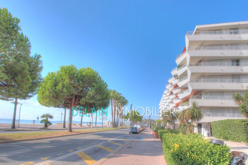 2 - sea view apartment for sale in cagnes-sur-mer alpes-maritimes france